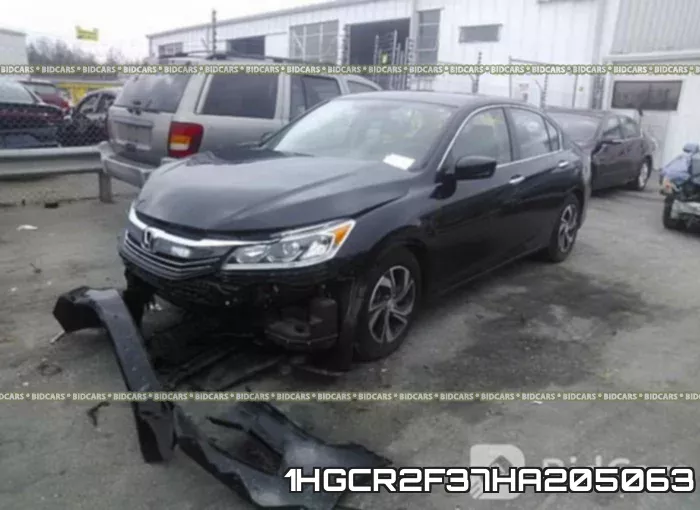 1HGCR2F37HA205063 фото 3