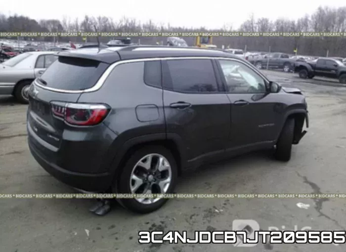 3C4NJDCB7JT209585 фото 5
