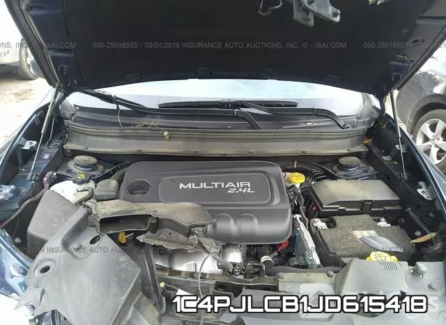 1C4PJLCB1JD615418 фото 2