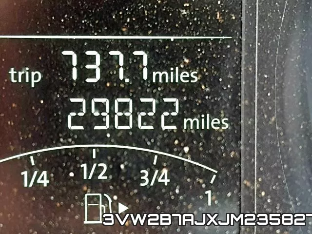 3VW2B7AJXJM235827 фото 9