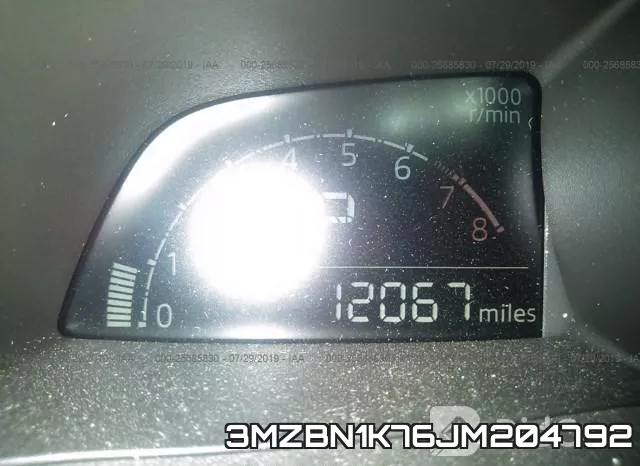 3MZBN1K76JM204792 фото 8