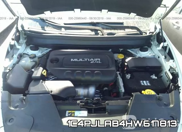 1C4PJLAB4HW617813 фото 2