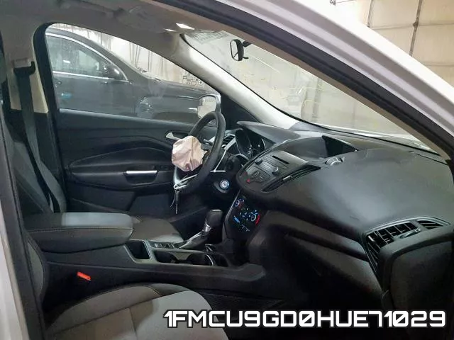 1FMCU9GD0HUE71029 фото 6