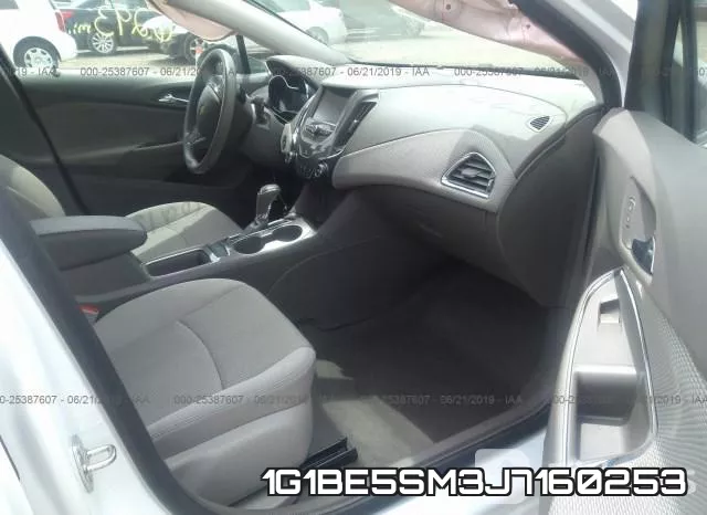 1G1BE5SM3J7160253 фото 6
