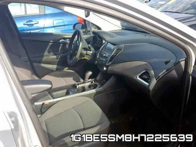 1G1BE5SM8H7225639 фото 6