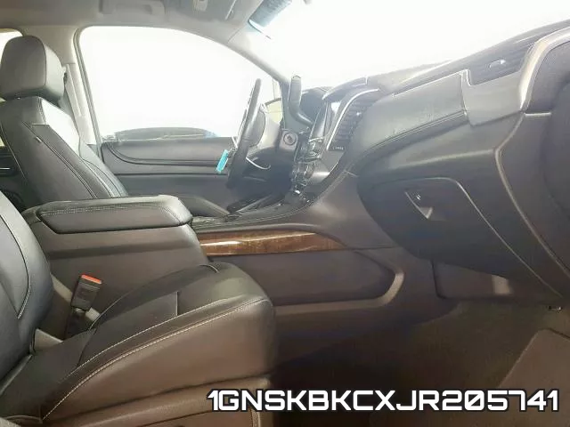 1GNSKBKCXJR205741 фото 6