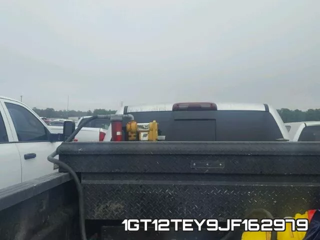 1GT12TEY9JF162979 фото 10