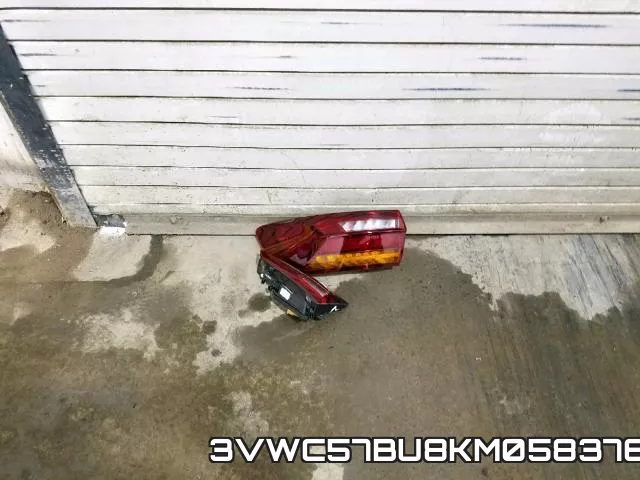 3VWC57BU8KM058376 фото 10
