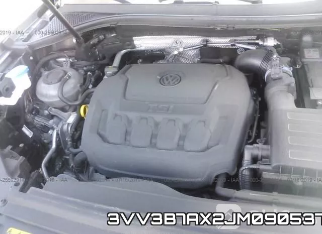 3VV3B7AX2JM090537 фото 2