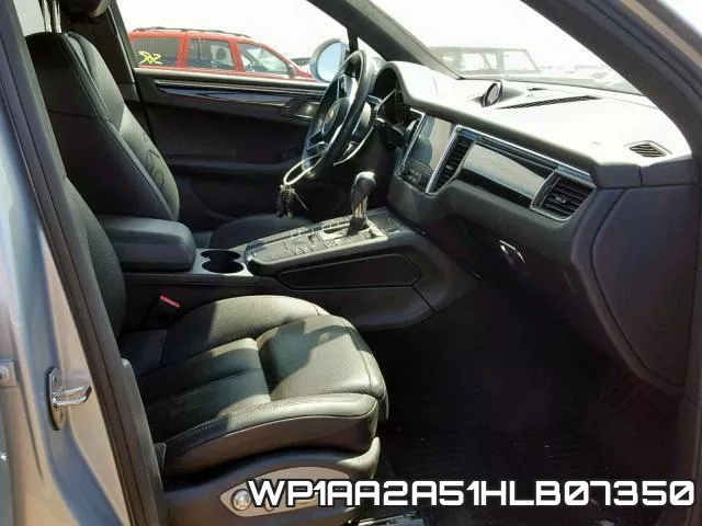 WP1AA2A51HLB07350 фото 6
