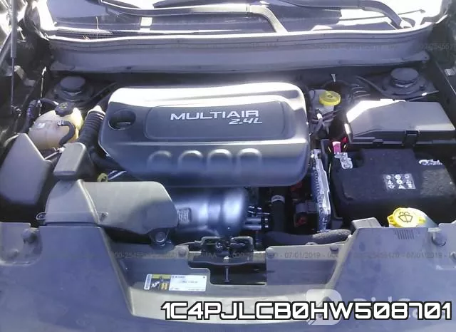 1C4PJLCB0HW508701 фото 2