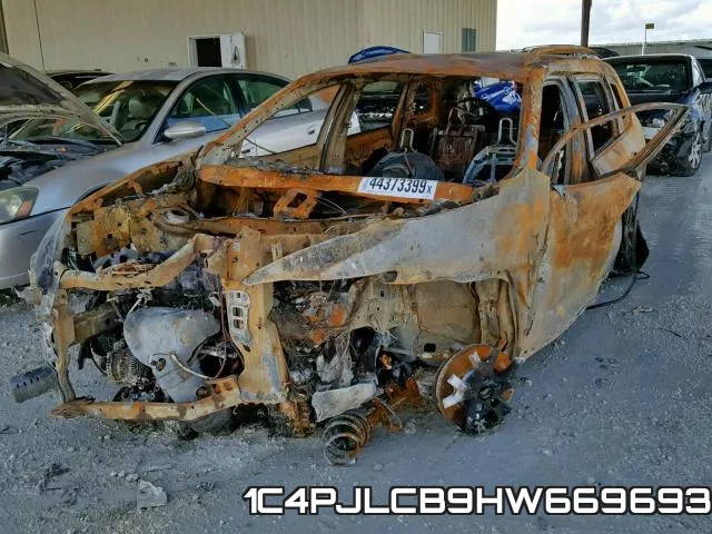 1C4PJLCB9HW669693 фото 3