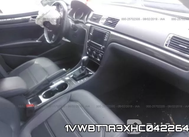 1VWBT7A3XHC042264 фото 6