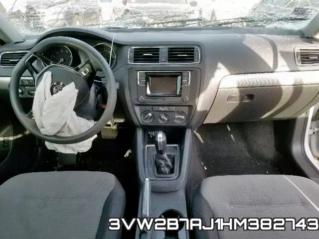 3VW2B7AJ1HM382743 фото 10