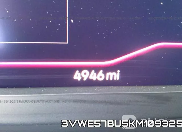 3VWE57BU5KM109325 фото 8