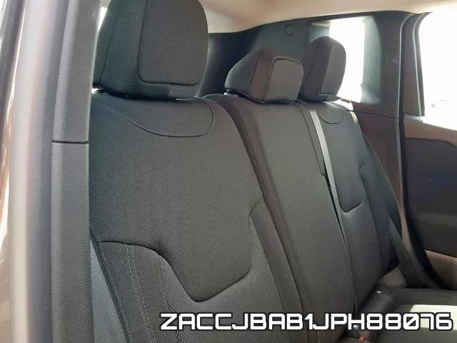 ZACCJBAB1JPH88076 фото 7
