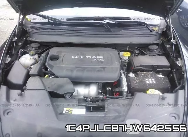 1C4PJLCB7HW642556 фото 2