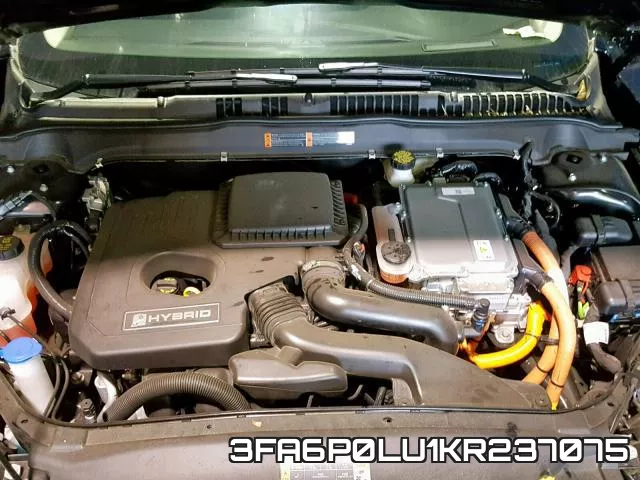 3FA6P0LU1KR237075 фото 8