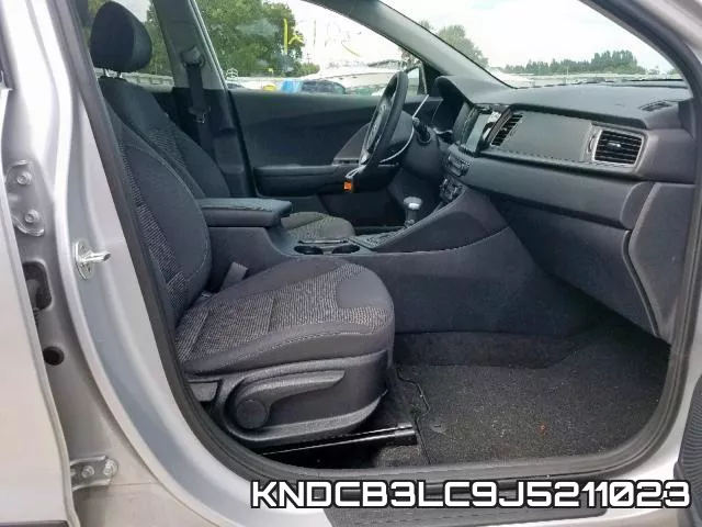 KNDCB3LC9J5211023 фото 5