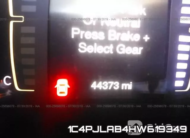 1C4PJLAB4HW619349 фото 8