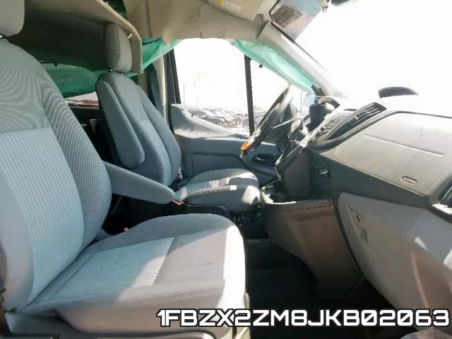 1FBZX2ZM8JKB02063 фото 6