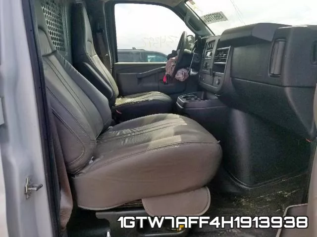 1GTW7AFF4H1913938 фото 6