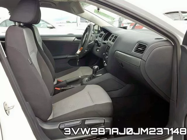 3VW2B7AJ0JM237148 фото 6