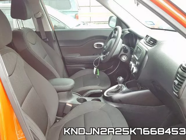 KNDJN2A25K7668453 фото 6