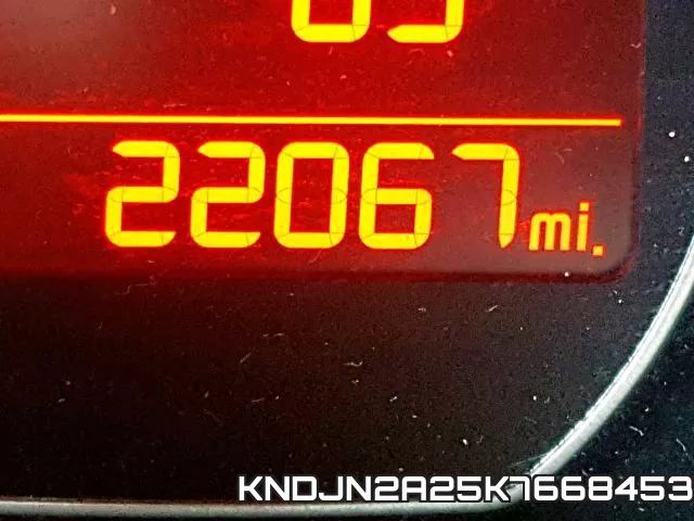 KNDJN2A25K7668453 фото 9