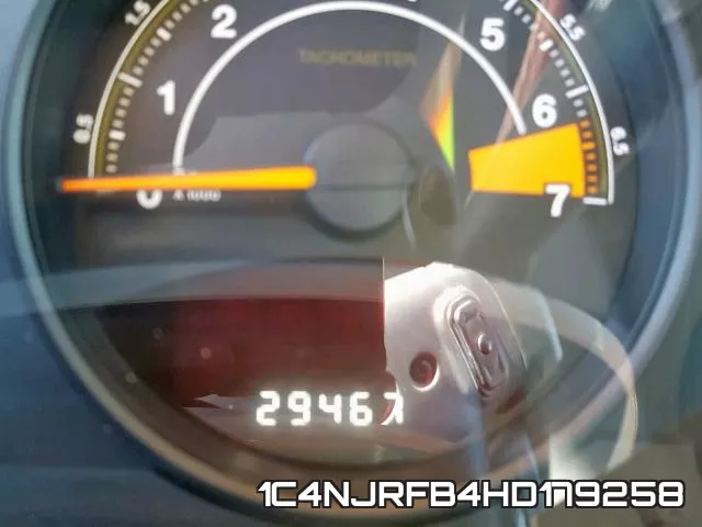 1C4NJRFB4HD179258 фото 9