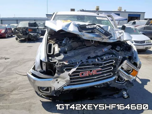 1GT42XEY5HF164680 фото 10