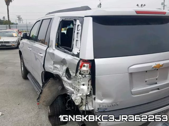 1GNSKBKC3JR362253 фото 10