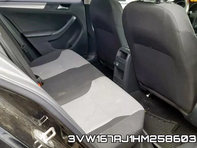3VW167AJ1HM258603 фото 7