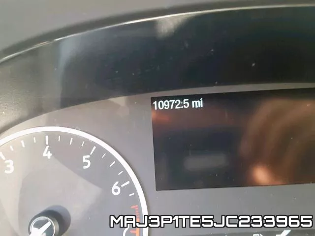 MAJ3P1TE5JC233965 фото 9