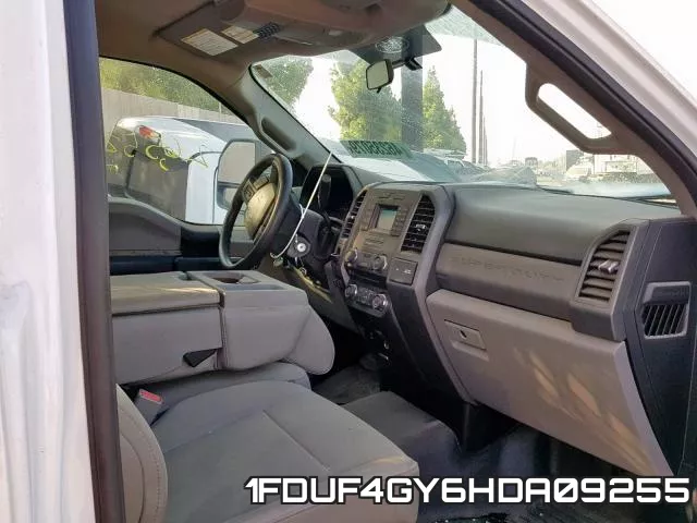 1FDUF4GY6HDA09255 фото 6