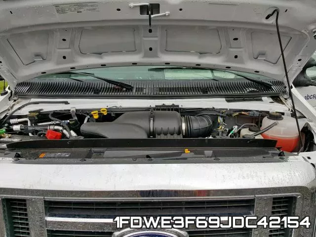 1FDWE3F69JDC42154 фото 8