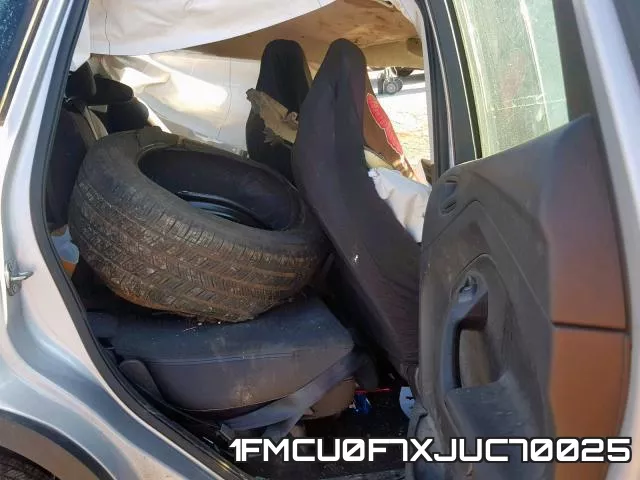 1FMCU0F7XJUC70025 фото 7