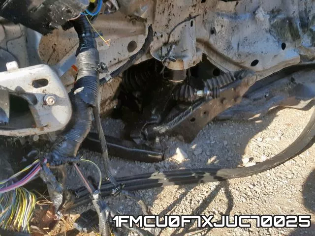 1FMCU0F7XJUC70025 фото 10