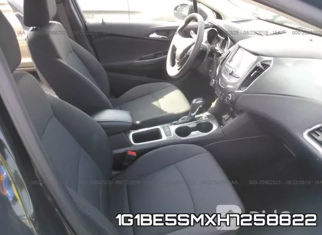 1G1BE5SMXH7258822 фото 6