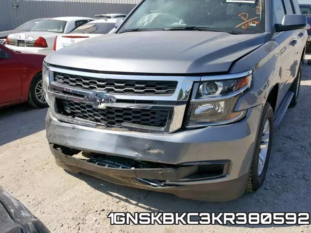 1GNSKBKC3KR380592 фото 10