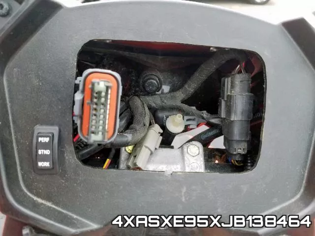 4XASXE95XJB138464 фото 9