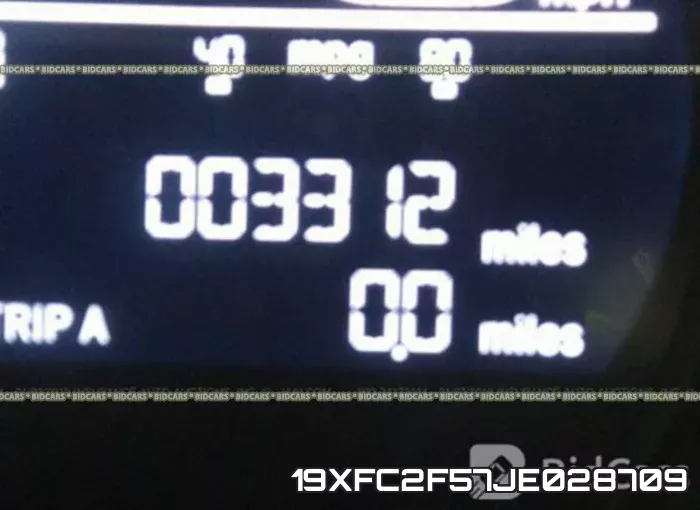 19XFC2F57JE028709 фото 8