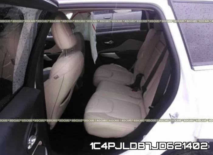 1C4PJLDB7JD621402 фото 9