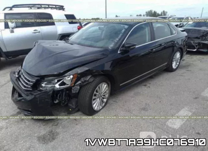 1VWBT7A39HC076910 фото 3