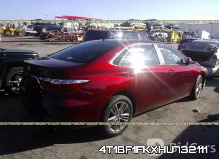 4T1BF1FKXHU732111 фото 5