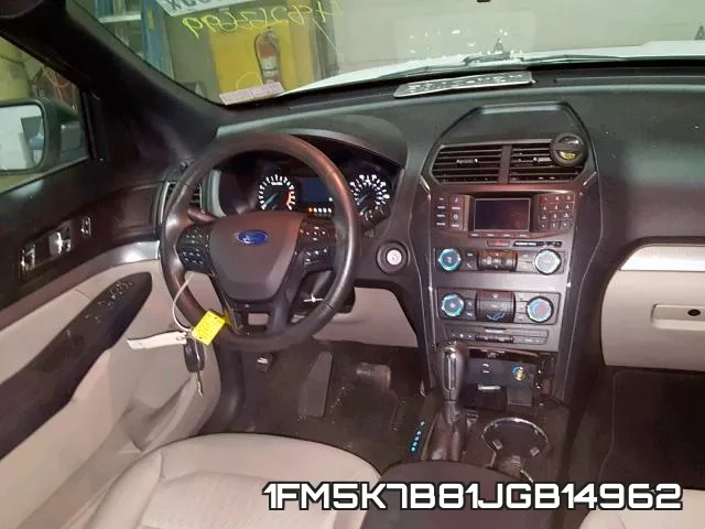 1FM5K7B81JGB14962 фото 10
