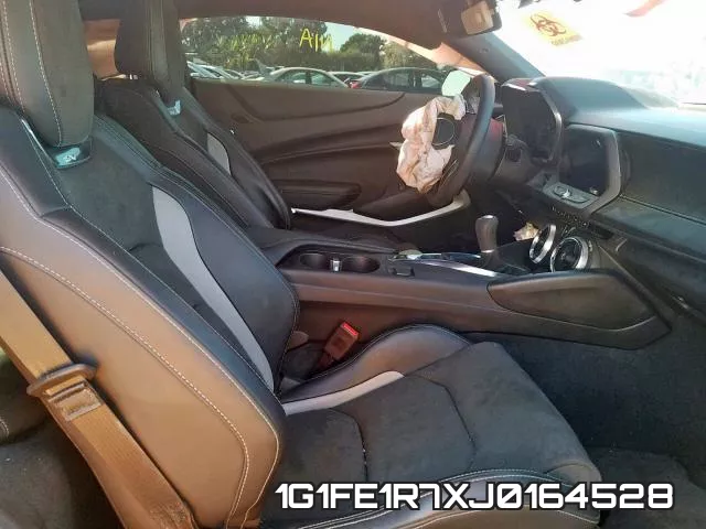 1G1FE1R7XJ0164528 фото 6