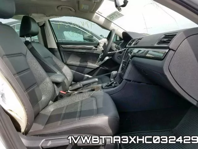 1VWBT7A3XHC032429 фото 6