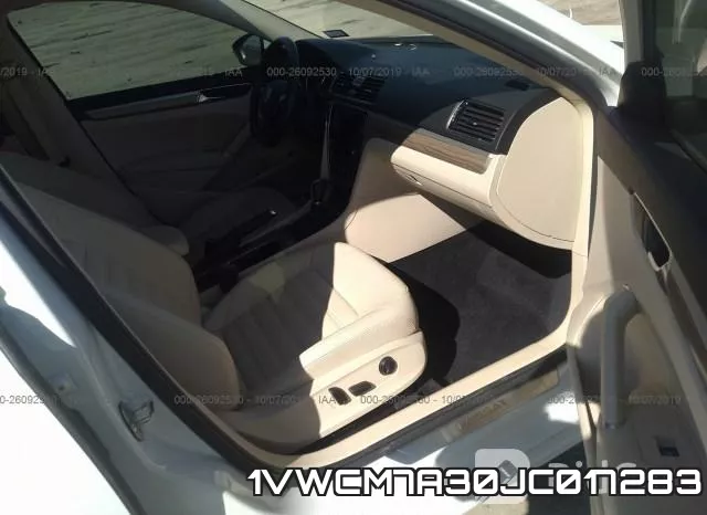 1VWCM7A30JC017283 фото 6