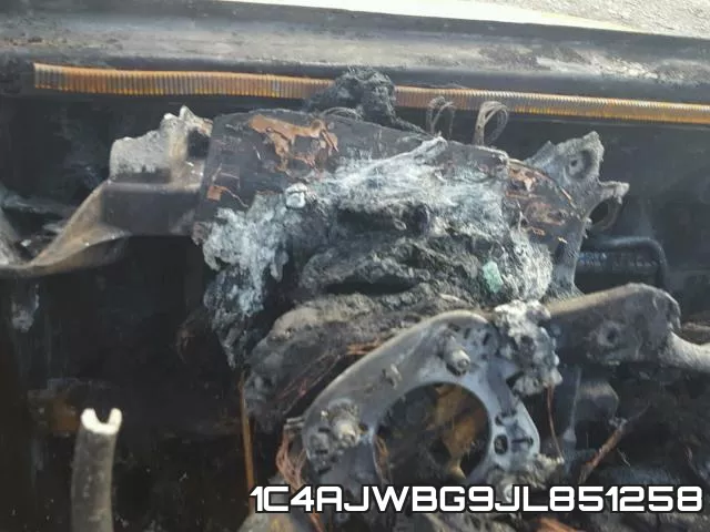 1C4AJWBG9JL851258 фото 9